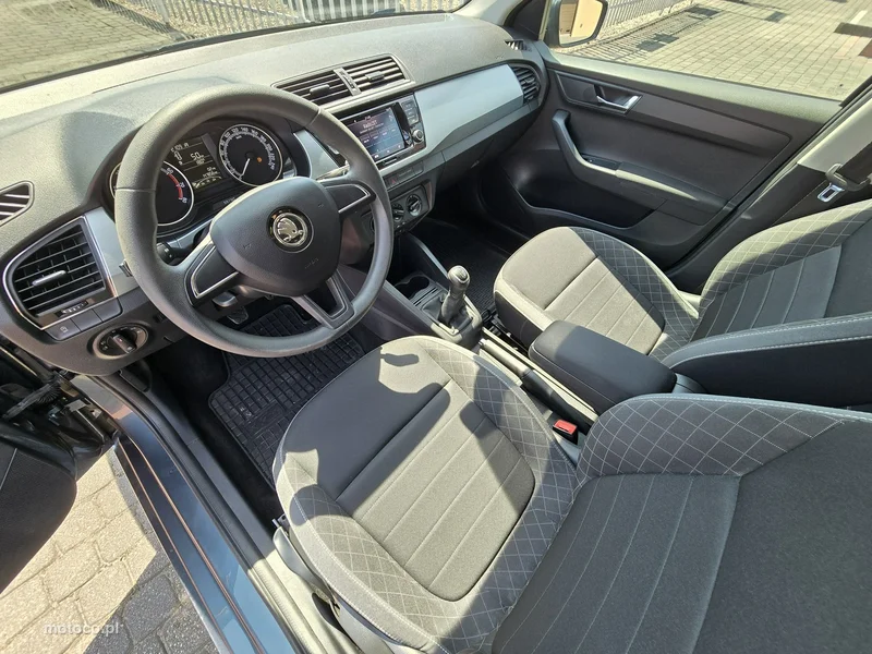 Skoda Fabia III 12