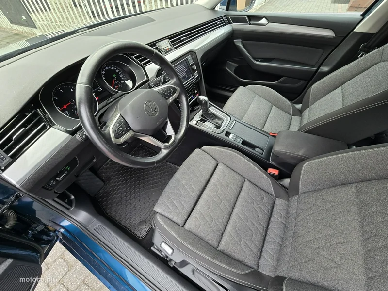 Volkswagen Passat B8 12