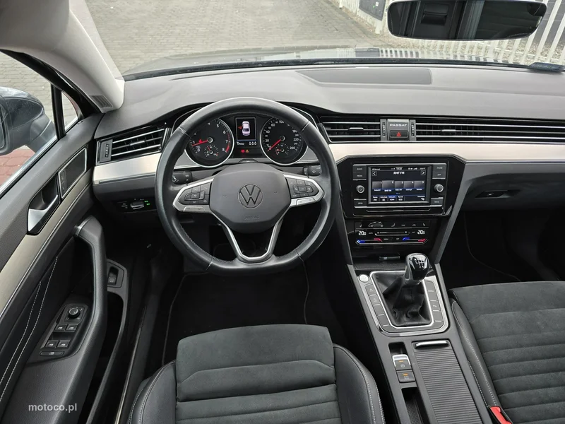 Volkswagen Passat B8 10
