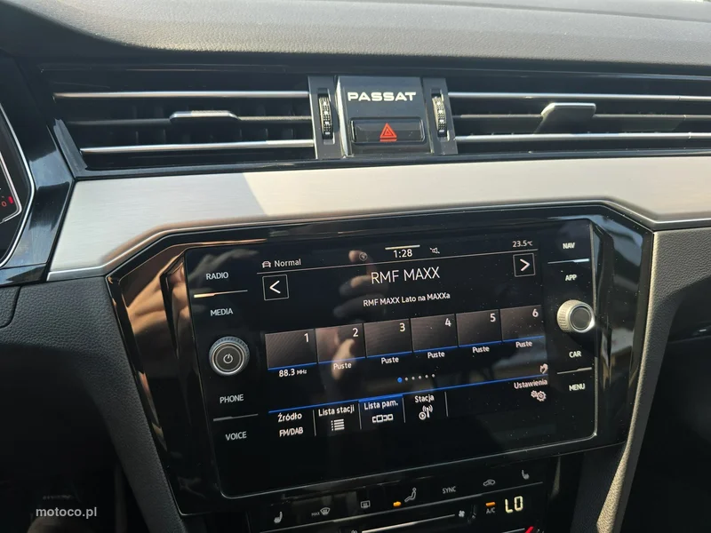 Volkswagen Passat B8 26