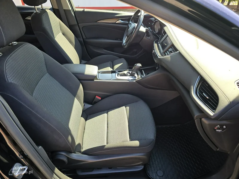 Opel Insignia B 17