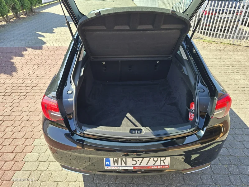 Opel Insignia B 32