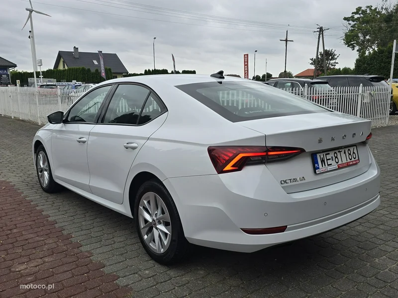 Skoda Octavia IV 8