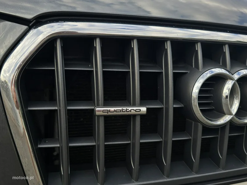 Audi Q3 8U 11