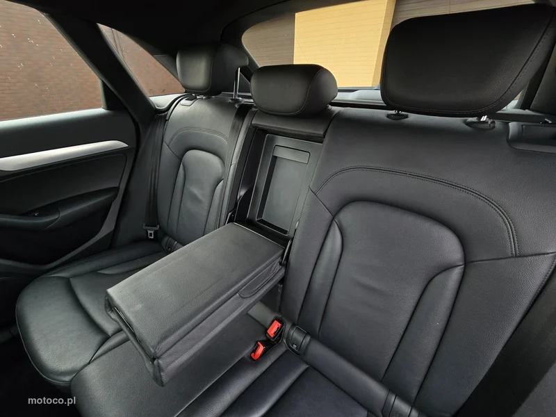 Audi Q3 8U 19
