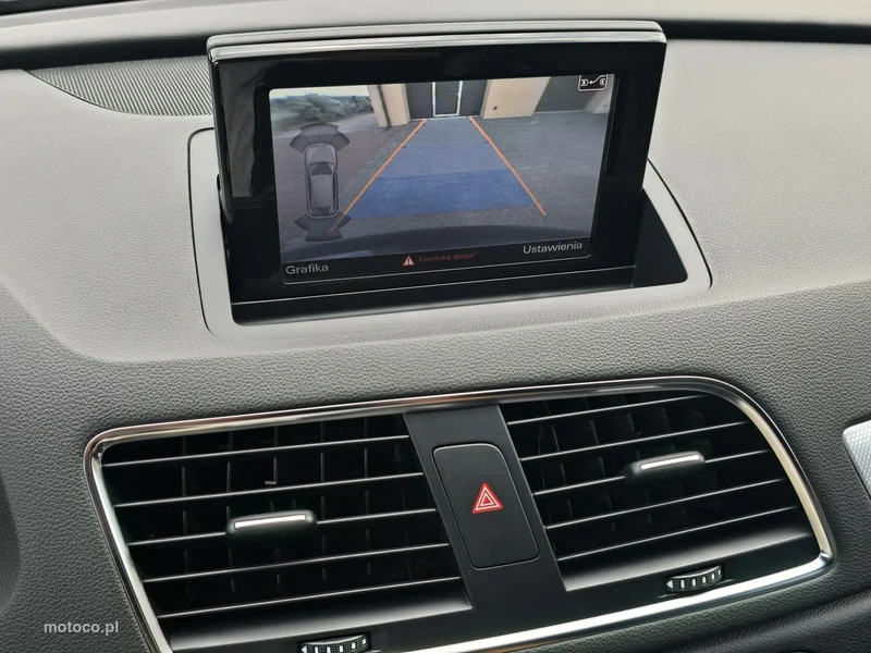 Audi Q3 8U 24