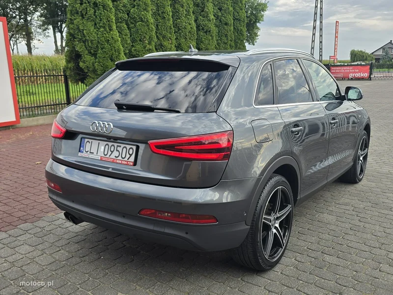Audi Q3 8U 6