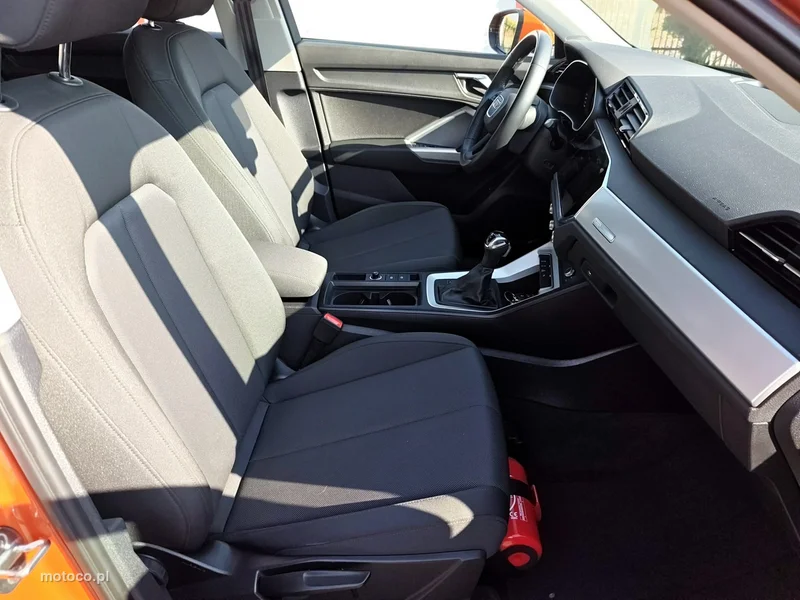 Audi Q3 F3 14