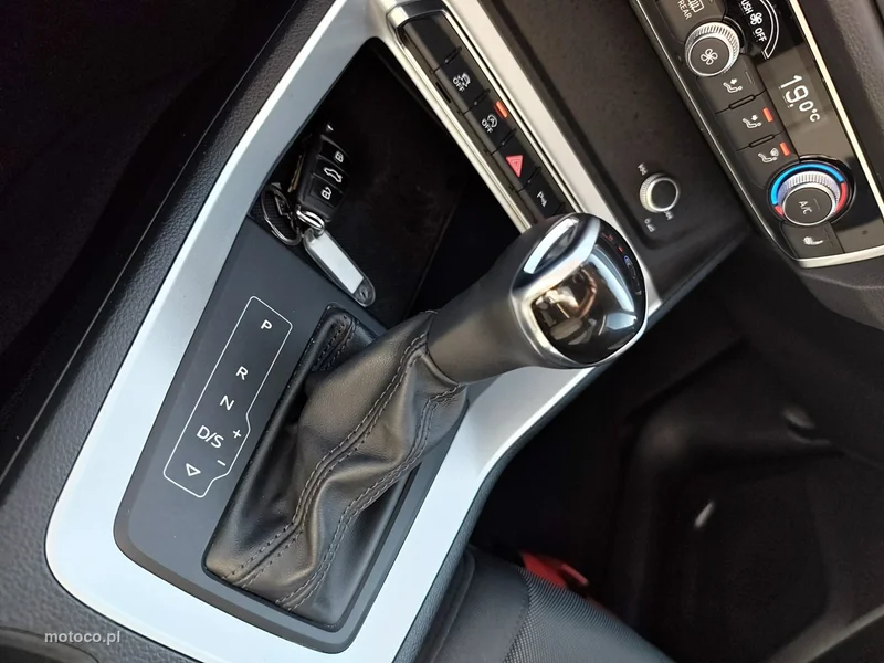 Audi Q3 F3 22
