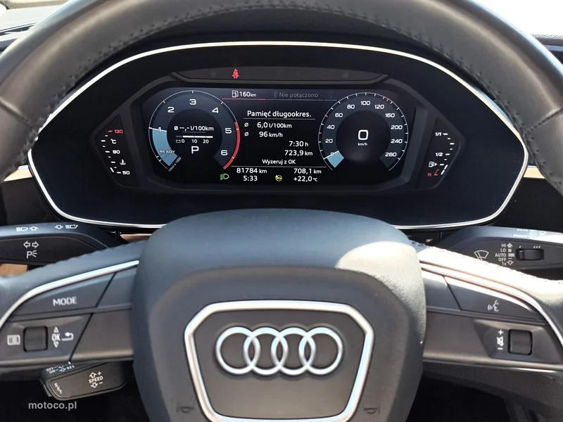 Audi Q3 F3 23
