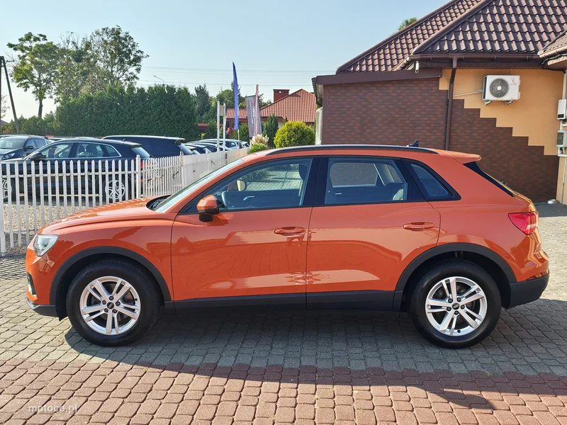 Audi Q3 F3 9
