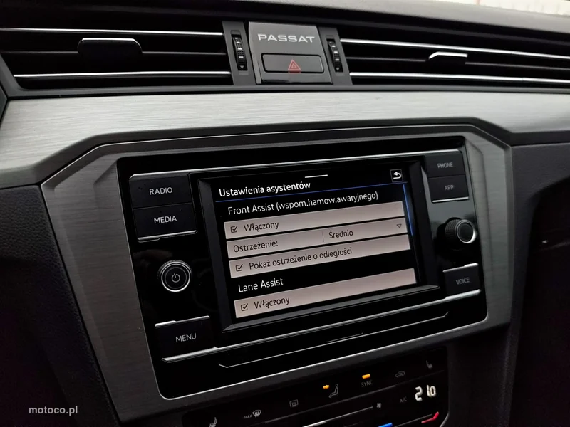 Volkswagen Passat B8 24