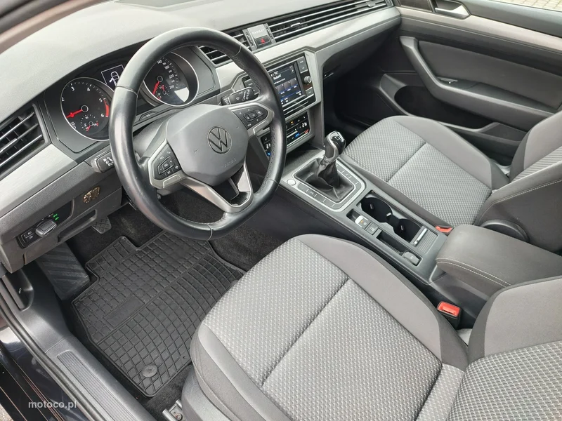 Volkswagen Passat B8 9