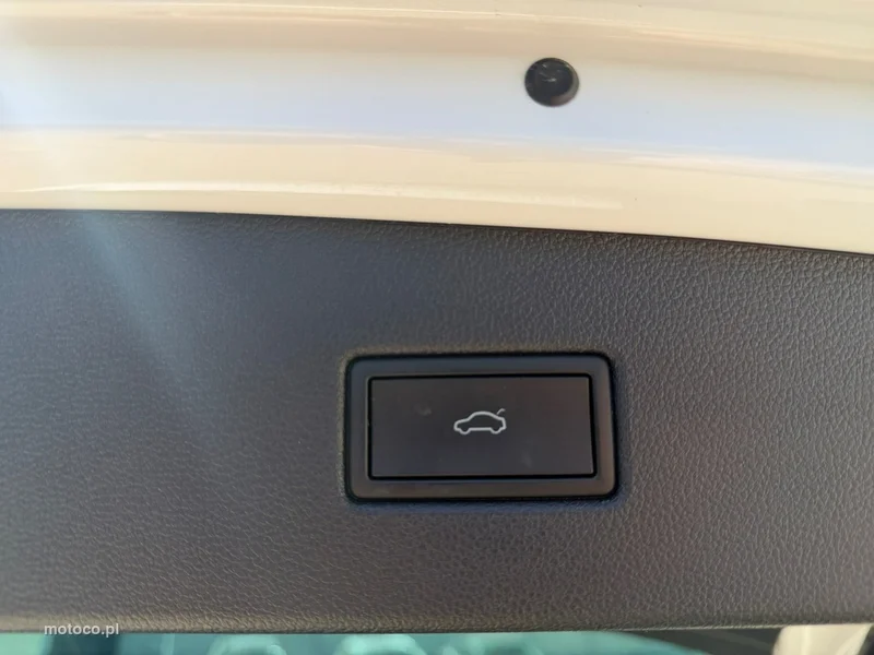 Volkswagen Tiguan AD 13