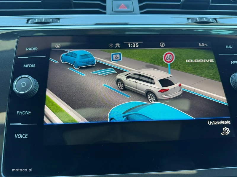 Volkswagen Tiguan AD 38