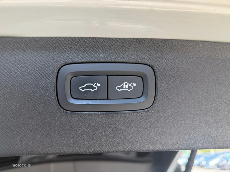 Volvo XC 90 15