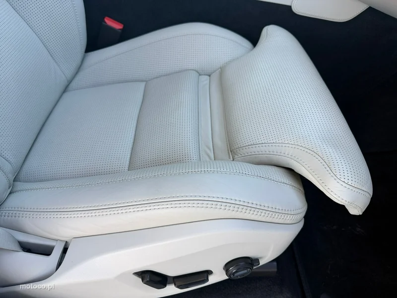 Volvo XC 90 29