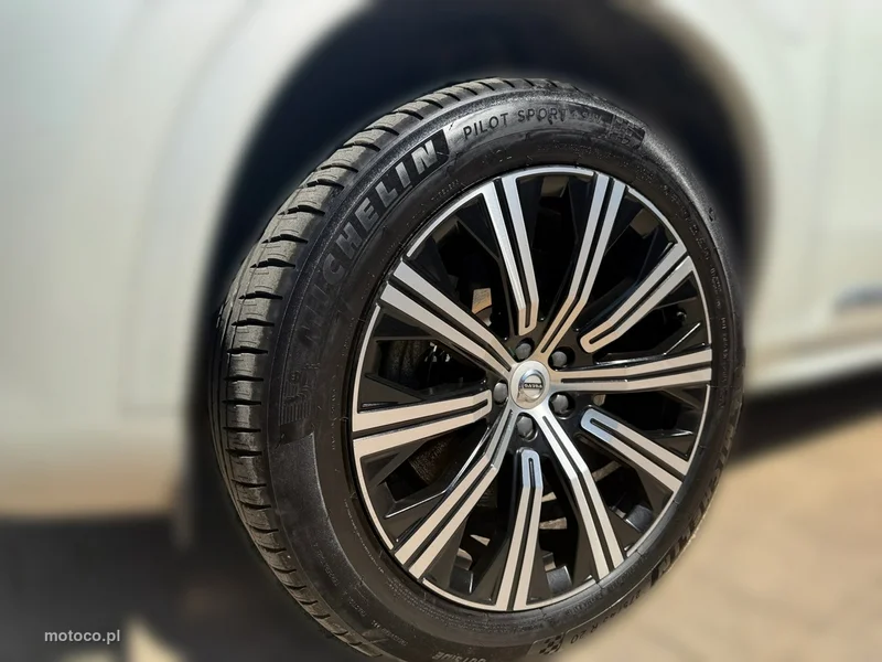 Volvo XC 90 10
