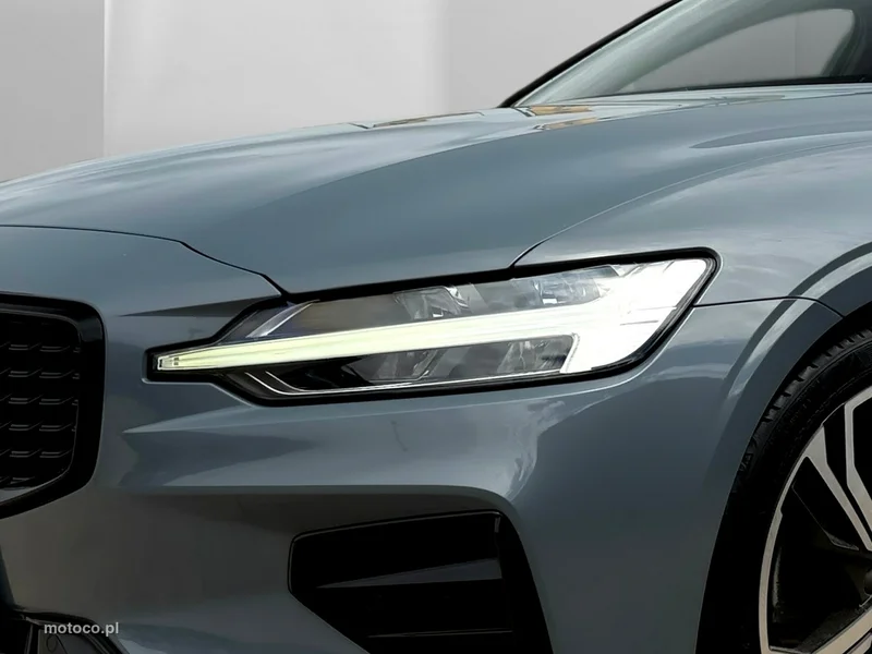 Volvo V60 5