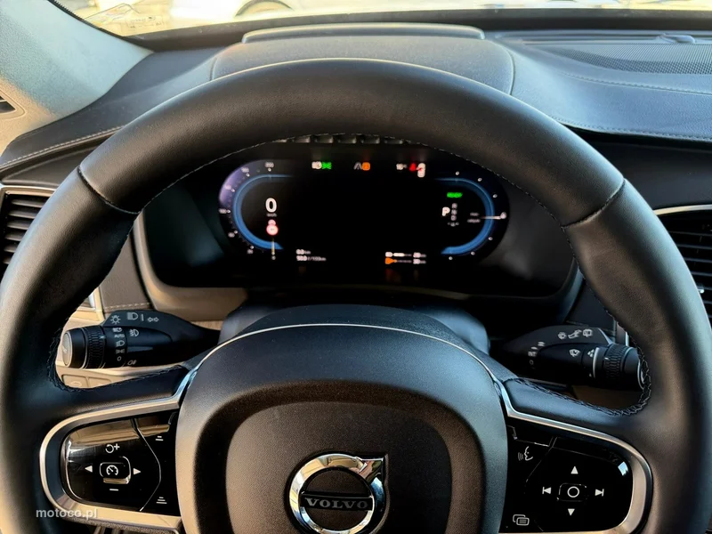 Volvo XC 90 15