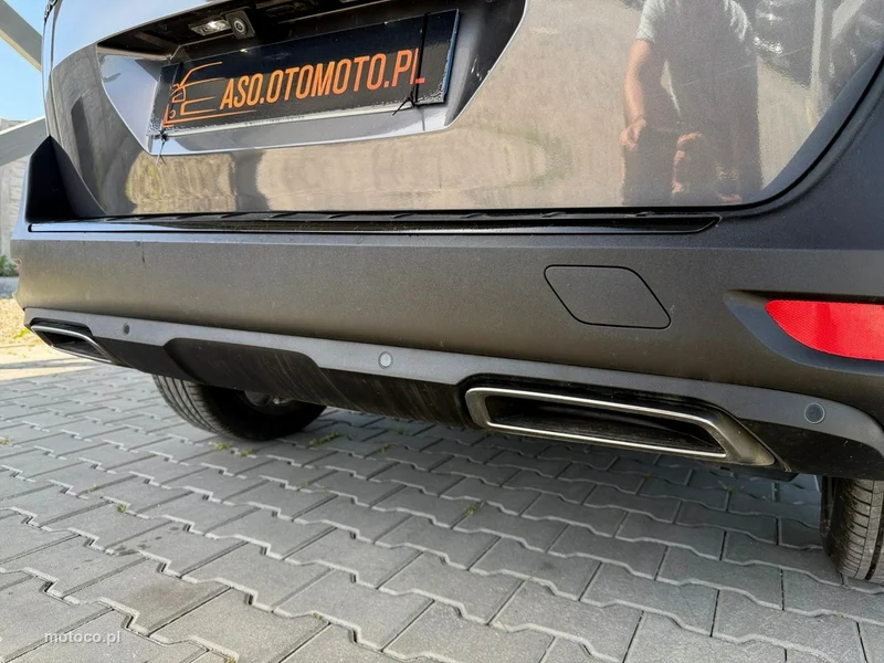 Peugeot 5008 12