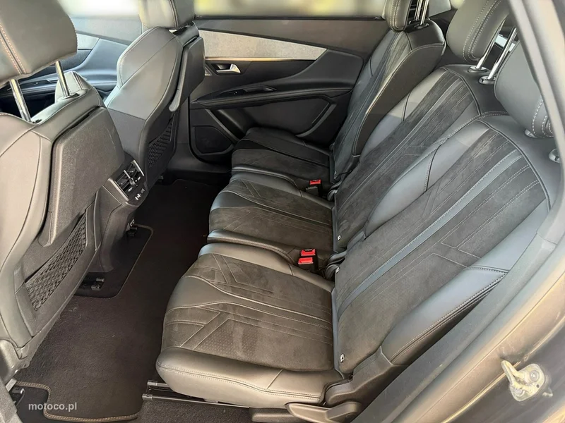 Peugeot 5008 16