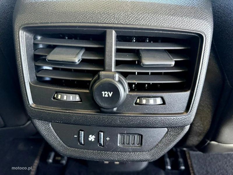 Peugeot 5008 26