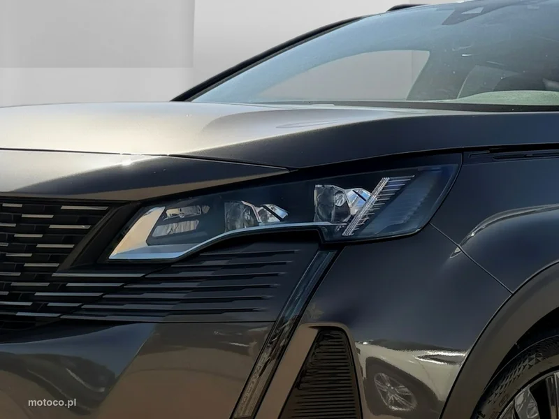 Peugeot 5008 9