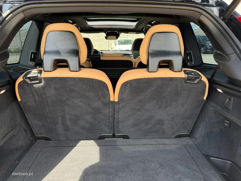 Volvo XC 90 12