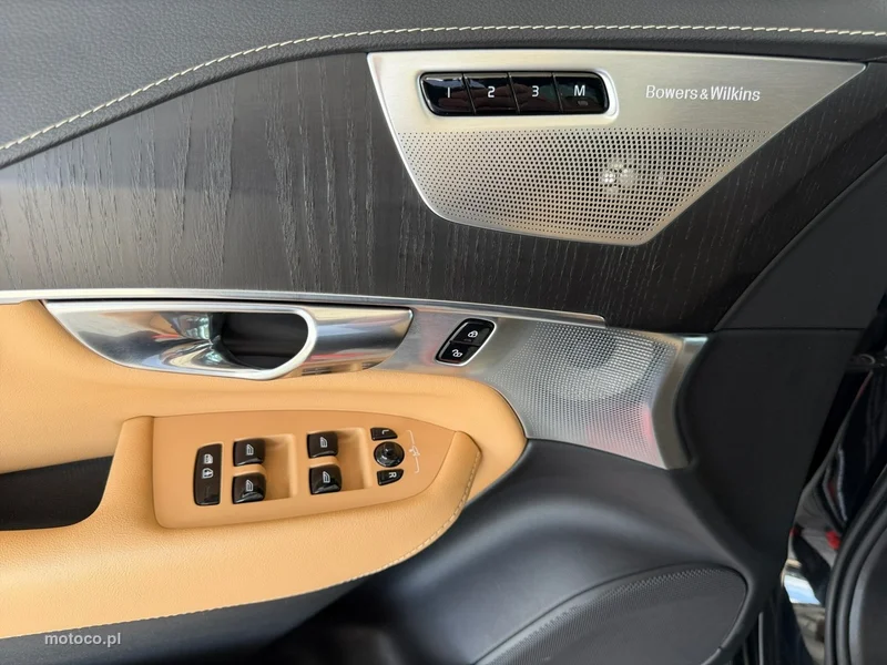 Volvo XC 90 16