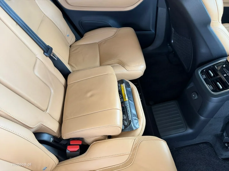 Volvo XC 90 28