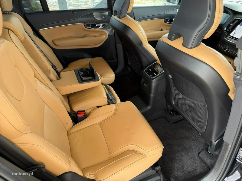 Volvo XC 90 29