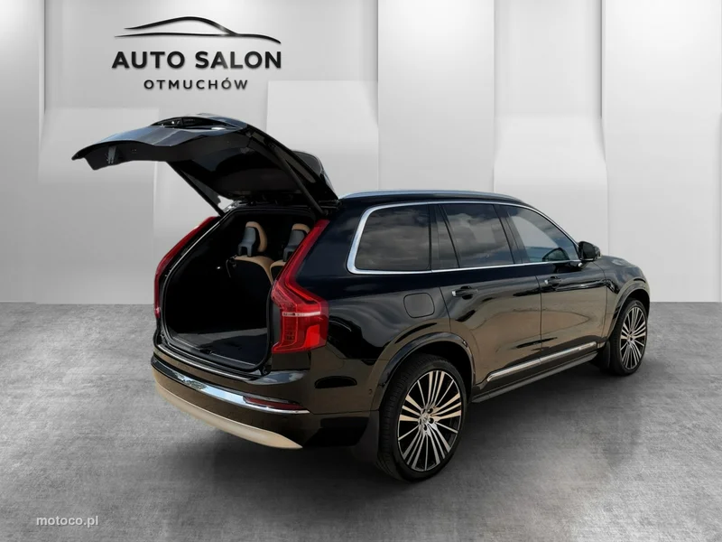 Volvo XC 90 6