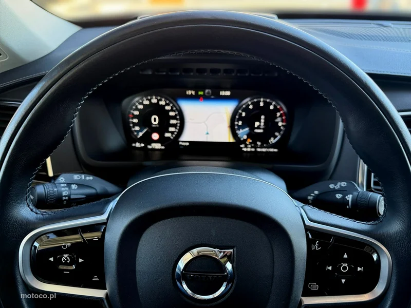 Volvo XC 90 17