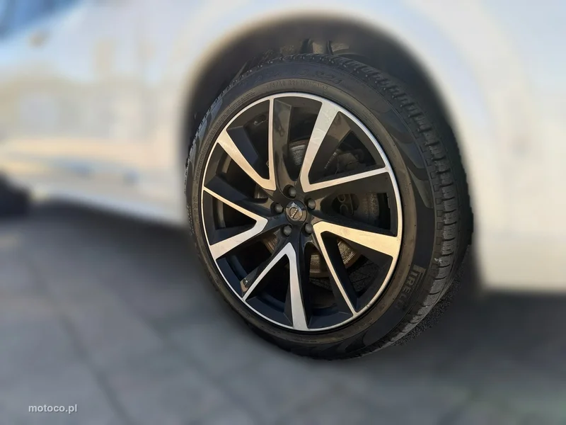 Volvo XC 90 10