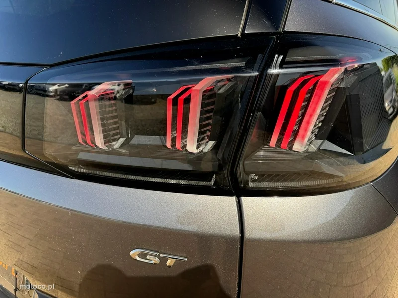 Peugeot 5008 12