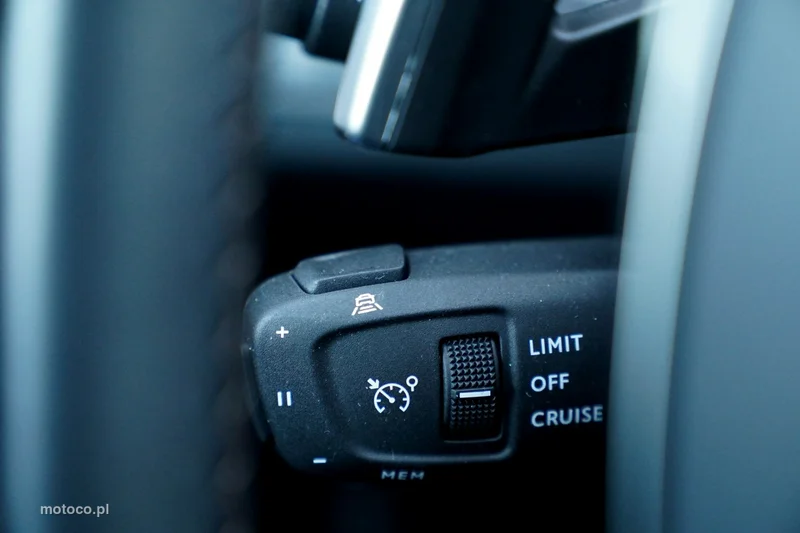 Peugeot 5008 42