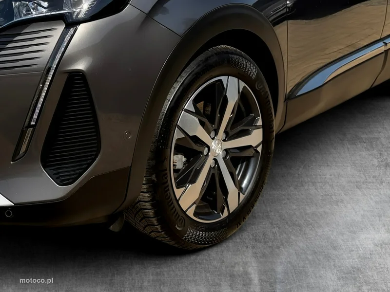 Peugeot 5008 10