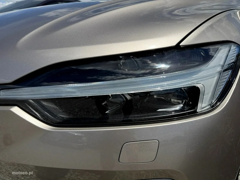 Volvo XC 60 9