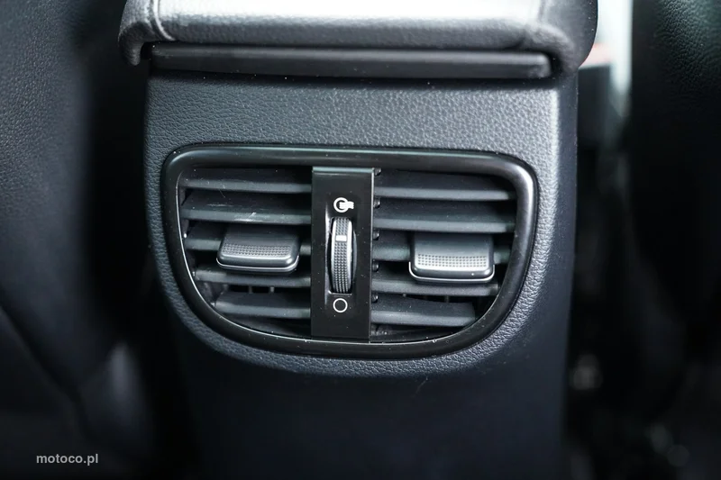 Kia XCeed 28