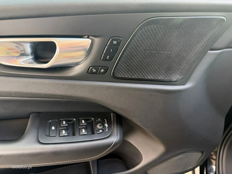Volvo XC 60 22