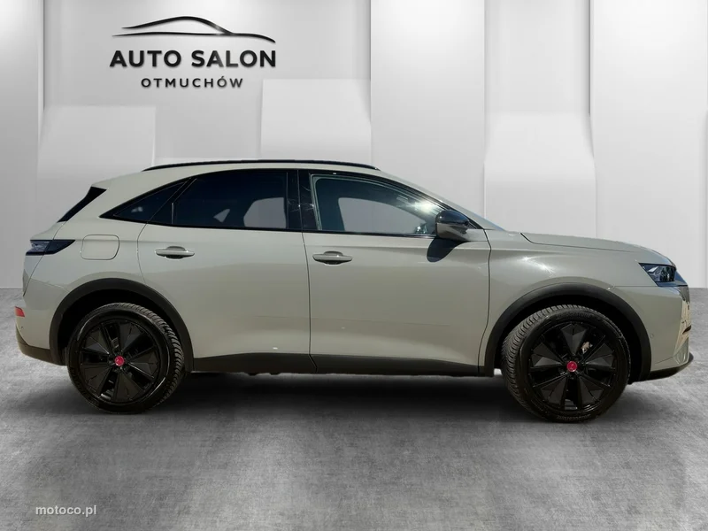DS Automobiles DS 7 Crossback 4