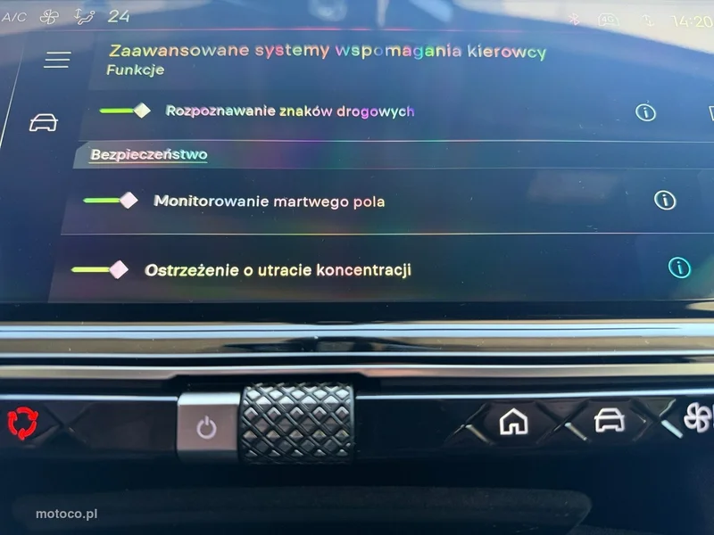 DS Automobiles DS 7 Crossback 35