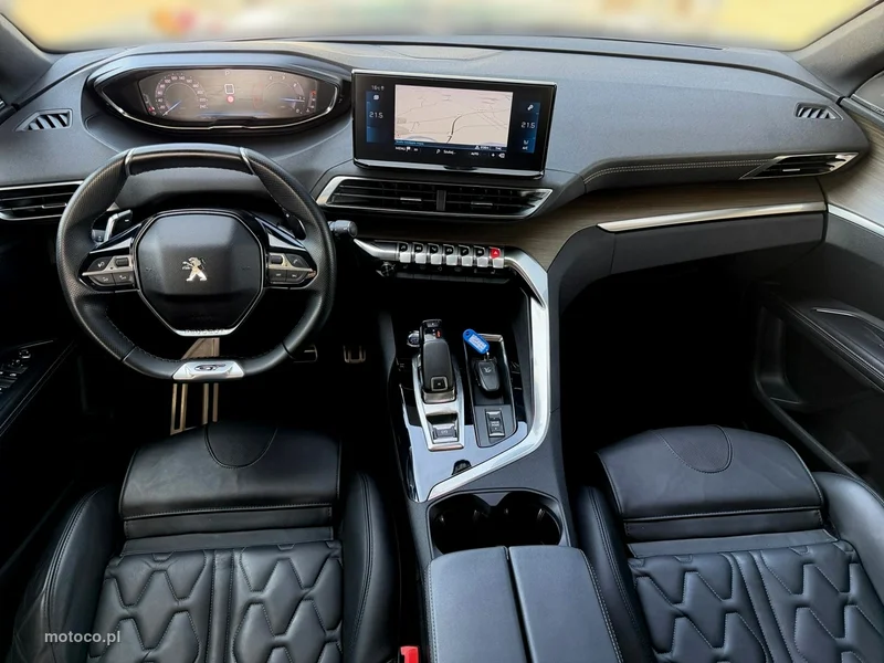 Peugeot 5008 24
