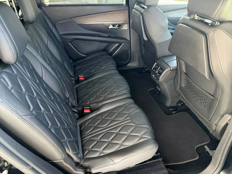 Peugeot 5008 30