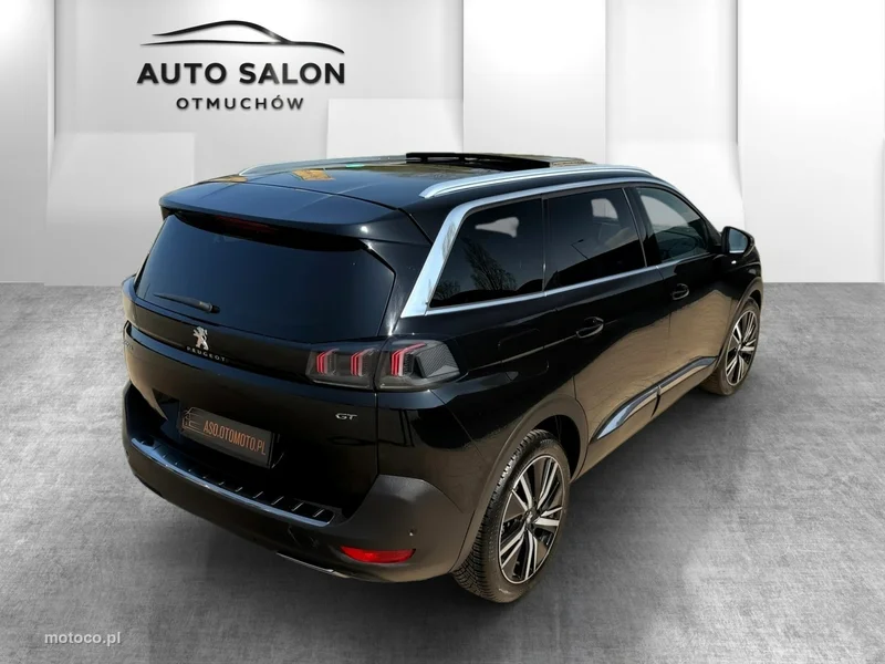 Peugeot 5008 6