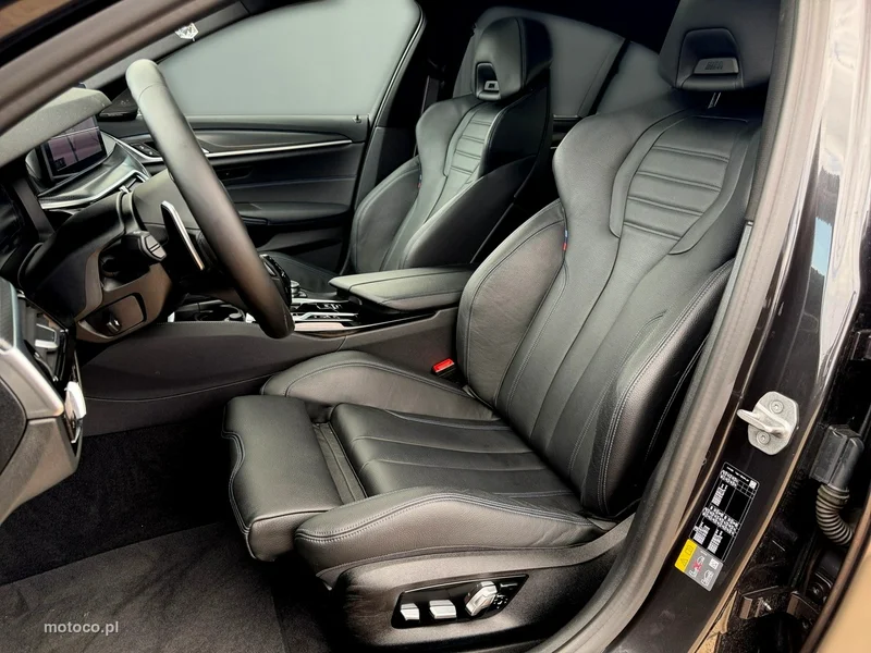 BMW Seria 5 G30 530 15