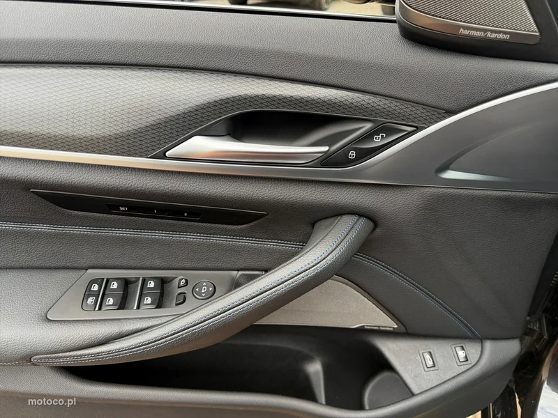 BMW Seria 5 G30 530 16