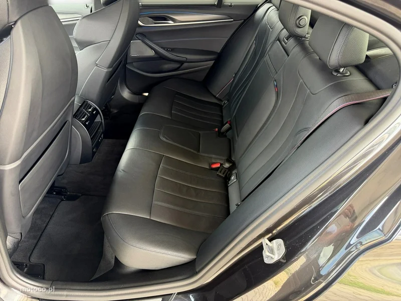 BMW Seria 5 G30 530 22