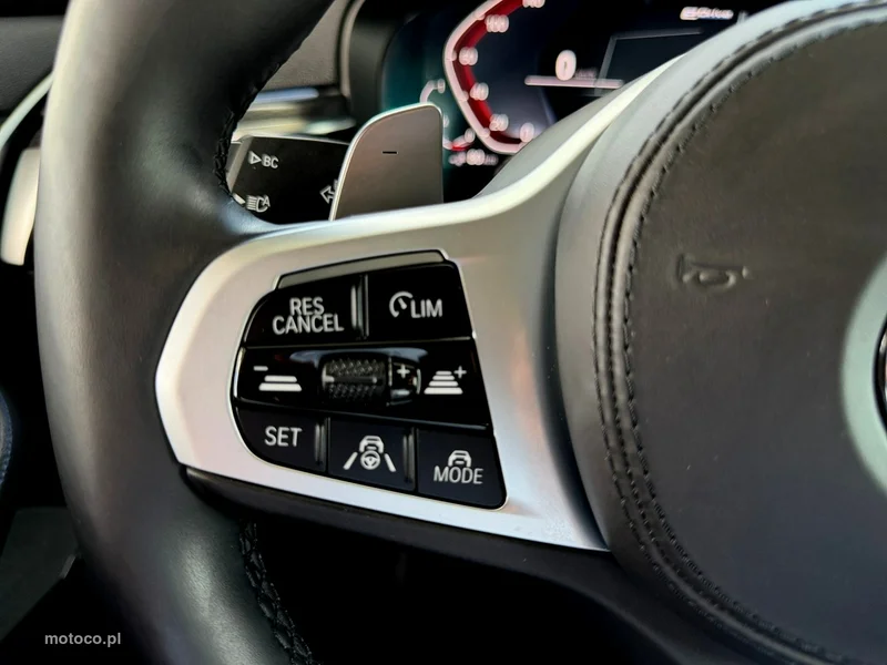 BMW Seria 5 G30 530 33